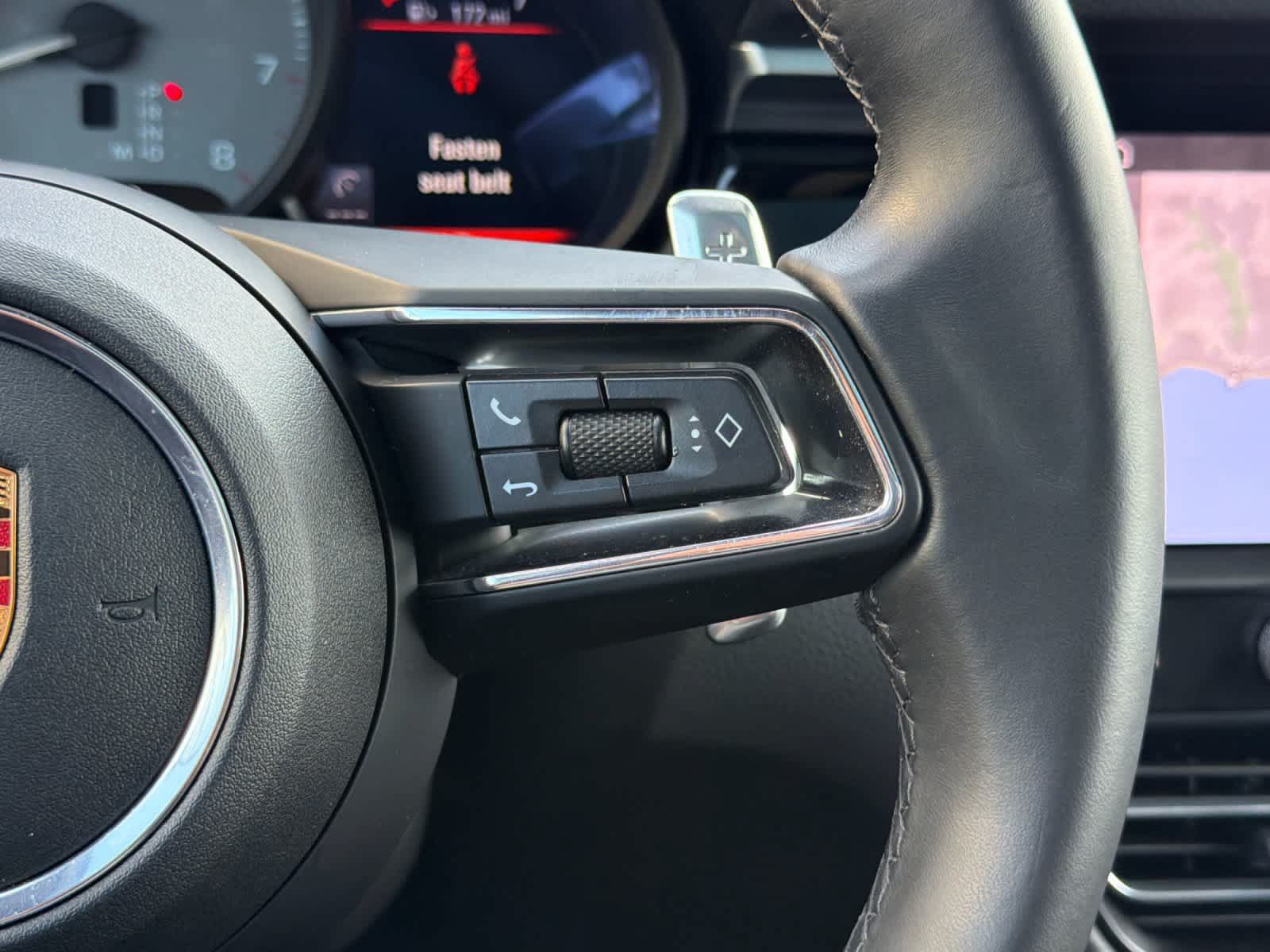 Certified 2024 Porsche Macan S AWD/4WD image 28