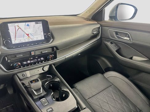 Used 2023 Nissan Rogue Platinum w/ Platinum Premium Package FWD image 25