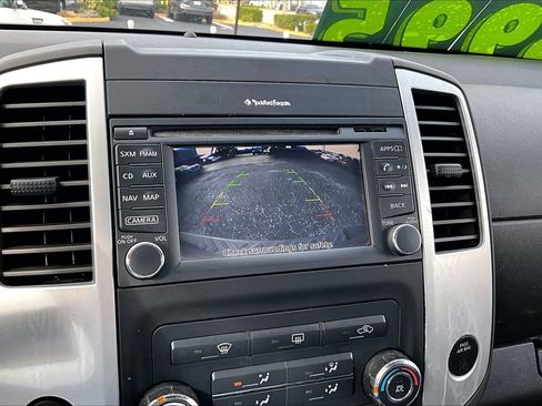 Used 2015 Nissan Xterra PRO-4X w/ Nevada Tow Package image 14