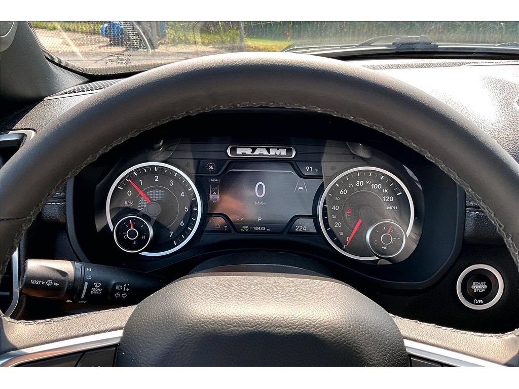 Used 2026 RAM 1500 Laramie AWD/4WD image 21