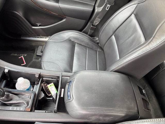 Used 2017 Ford Taurus Limited AWD/4WD image 26