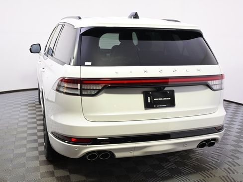 New 2025 Lincoln Aviator Reserve w/ Equipment Group 201A image 4