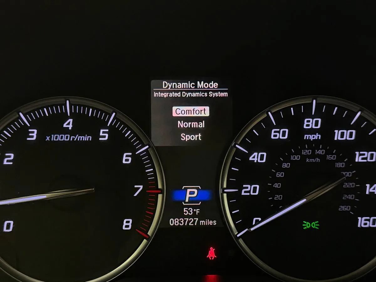 Used 2020 Acura MDX w/ Technology Package AWD/4WD image 11