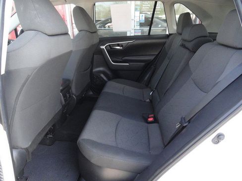 Used 2020 Toyota RAV4 XLE w/ Convenience Package AWD/4WD image 12