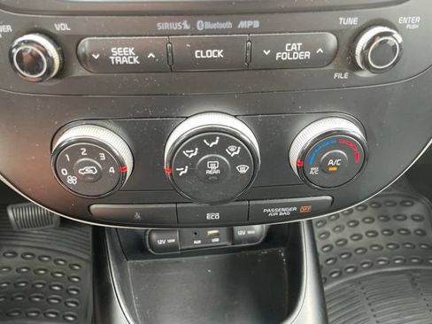 Used 2016 Kia Soul w/ Convenience Package FWD image 37