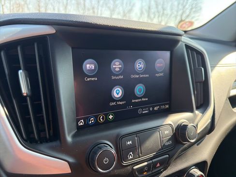 Used 2023 GMC Terrain SLT w/ Tech Package image 33