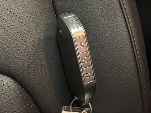 Used 2026 Kia Sportage EX AWD/4WD image 32