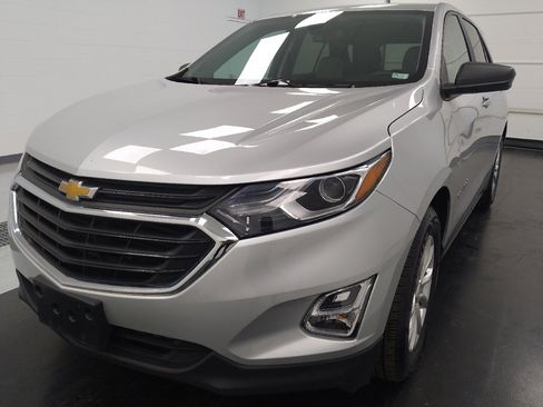 Used 2021 Chevrolet Equinox LS w/ LS Convenience Package FWD image 15
