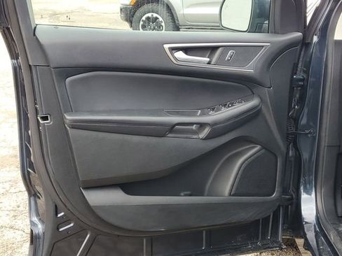 Used 2023 Ford Edge SEL w/ Convenience Package image 11