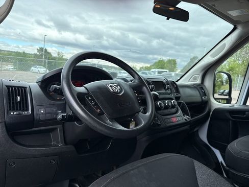 Used 2019 RAM ProMaster 2500 w/ Premium Appearance Group FWD image 14