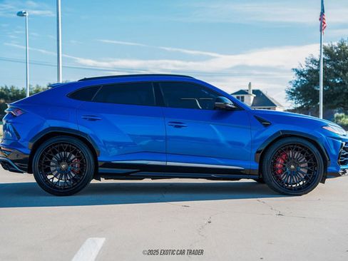 Used 2019 Lamborghini Urus image 9