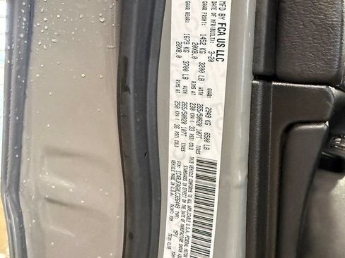 Used 2020 Jeep Grand Cherokee Altitude AWD/4WD image 23