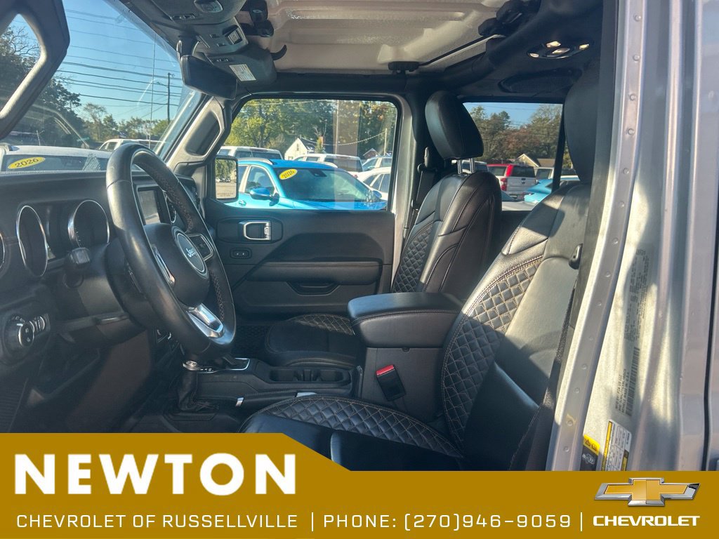 Used 2022 Jeep Gladiator Overland AWD/4WD image 4