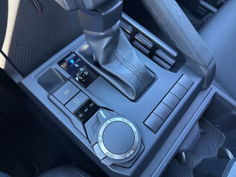 Used 2025 Toyota Tacoma SR image 21