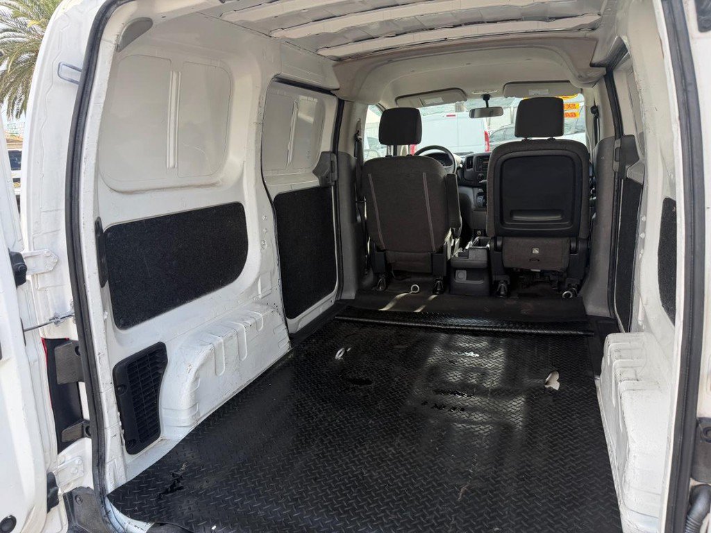Used 2017 Nissan NV200 S w/ Back Door Glass Package FWD image 15