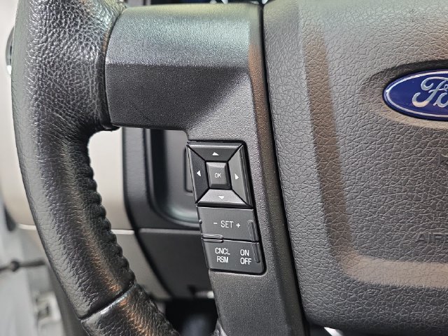 Used 2017 Ford Expedition XLT AWD/4WD image 16