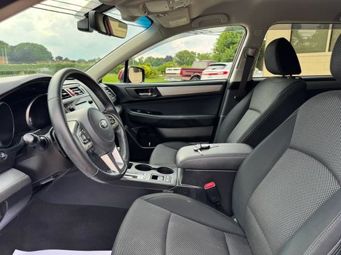 Used 2017 Subaru Outback 2.5i Premium AWD/4WD image 20
