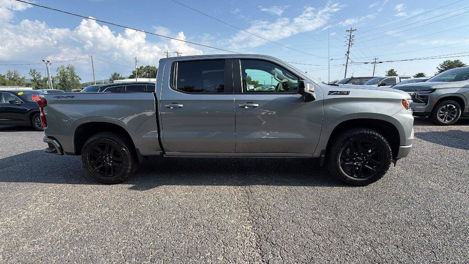 New 2026 Chevrolet Silverado 1500 RST w/ RST All Star Premium Package AWD/4WD image 7