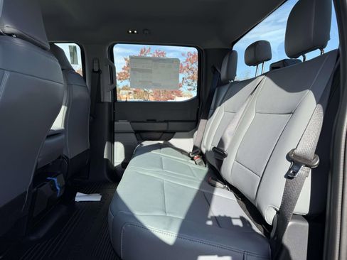 New 2026 Ford F250 XL w/ XL Chrome Package image 10