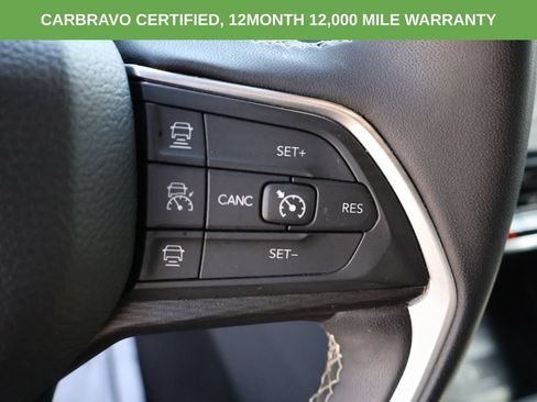 Used 2024 Jeep Grand Cherokee Altitude RWD image 36