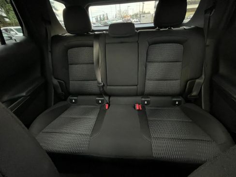 Used 2025 Chevrolet Equinox LT image 38