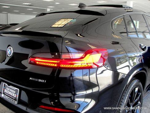 Used 2021 BMW X4 xDrive30i w/ M Sport Package AWD/4WD image 62