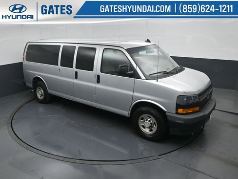 Used 2019 Chevrolet Express 3500 LS image 37