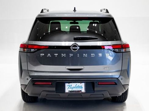 Used 2022 Nissan Pathfinder SV FWD image 28