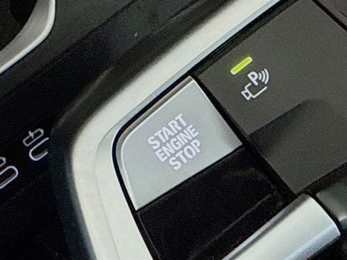 Used 2025 BMW X1 xDrive28i image 21