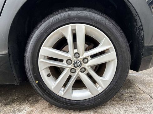 Used 2020 Toyota Corolla SE FWD image 10