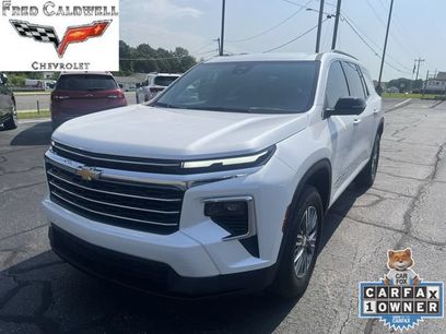 Certified 2025 Chevrolet Traverse LT w/ Driver Confidence Package