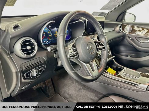 Used 2020 Mercedes-Benz GLC 300 image 9