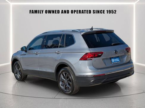 Certified 2023 Volkswagen Tiguan SE FWD image 4