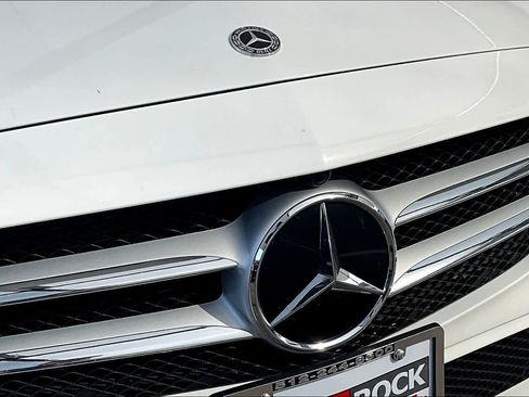 Used 2021 Mercedes-Benz C 300 Sedan image 28