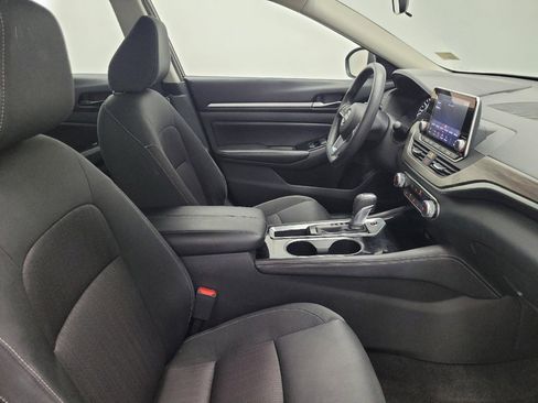 Used 2023 Nissan Altima 2.5 SV image 21