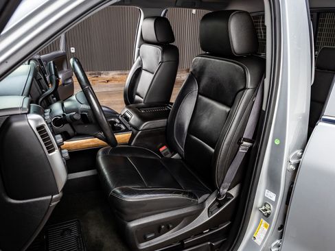 Used 2017 Chevrolet Silverado 1500 LTZ w/ Sport Package image 28