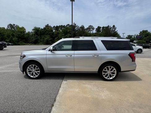 Used 2019 Ford Expedition Max Limited w/ Equipment Group 302A AWD/4WD image 8