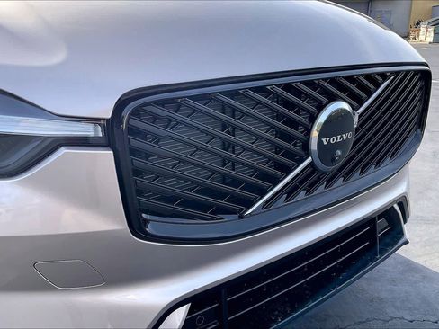 New 2026 Volvo XC60 B5 Plus w/ Protection Package Premier image 33