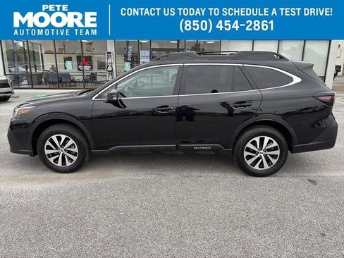 Used 2021 Subaru Outback Premium image 1
