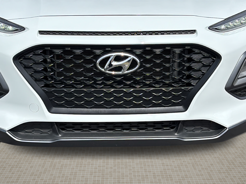 Used 2021 Hyundai Kona Night w/ Cargo Package FWD image 9