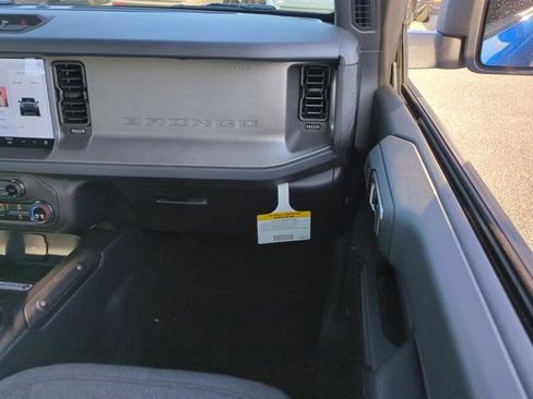 New 2025 Ford Bronco 2-Door image 17