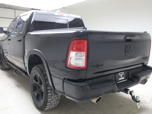 Used 2019 RAM 1500 Big Horn AWD/4WD image 3