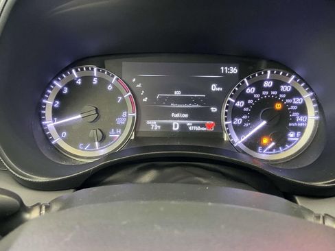 Certified 2024 Toyota Highlander LE image 28