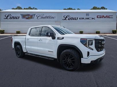 Used 2025 GMC Sierra 1500 Elevation w/ Elevation Premium Package