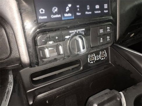Used 2023 RAM 1500 Laramie image 22