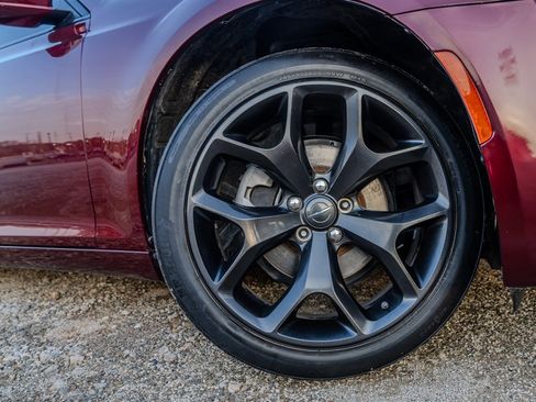 Used 2021 Chrysler 300 S image 13