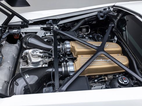 Used 2022 Lamborghini Huracan STO image 42