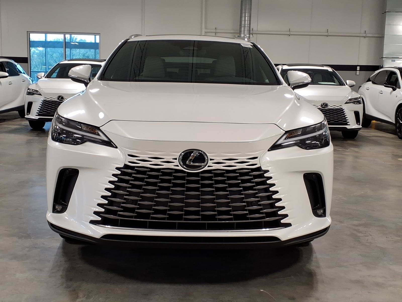 New 2026 Lexus RX 350 AWD image 2