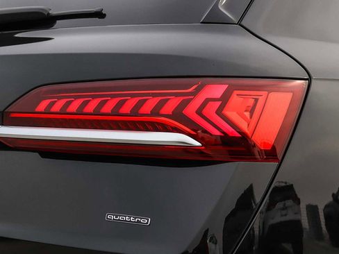 Used 2023 Audi Q7 3.0T Premium Plus w/ Premium Plus Package image 10