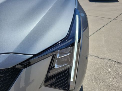 New 2026 Cadillac CT5 V RWD image 9